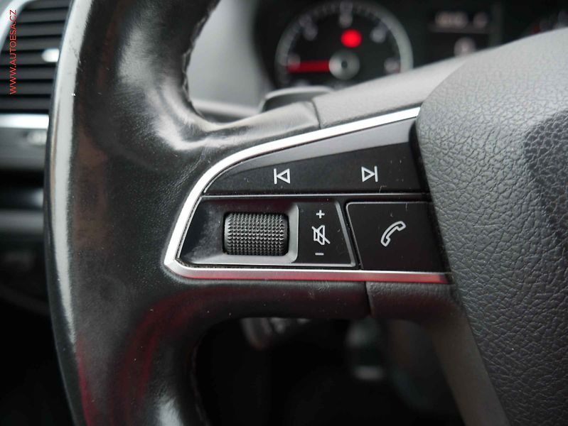 Seat Alhambra (2015) 2.0TDi 7Míst, DSG, bixen - fotka 15 z 22