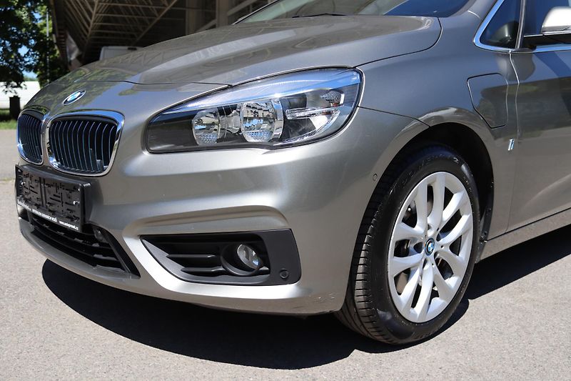 BMW Řada 2 225xe iPERFORMANCE F45 165kW - fotka 5 z 50