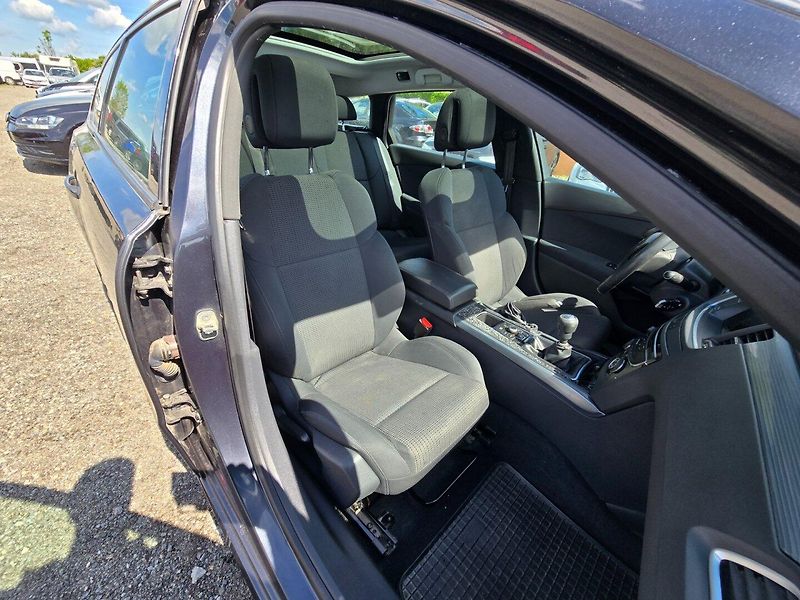 Peugeot 508 (2011) 1.6 16V SW - fotka 21 z 23