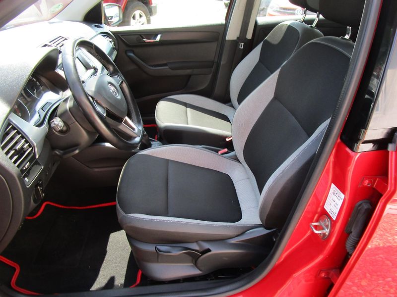 Škoda Fabia 1,2 - 66KW - KOUPENA V ČR - fotka 7 z 14