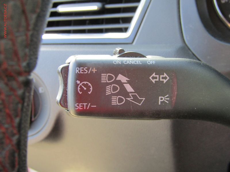 Škoda Rapid (2013) 1.6 TDi, ČR, servis.kniha - fotka 15 z 16