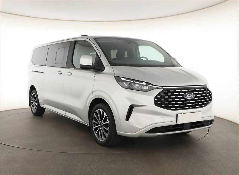 Ford Tourneo Custom (2025) 2.0 EcoBlue, TITANIUM - fotografie inzerátu