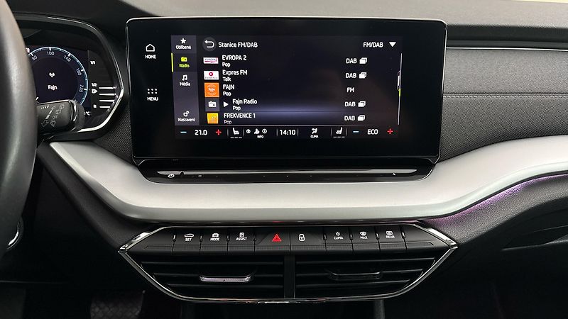 Škoda Octavia 1.4 TSI iV DSG Style Combi - fotka 11 z 25
