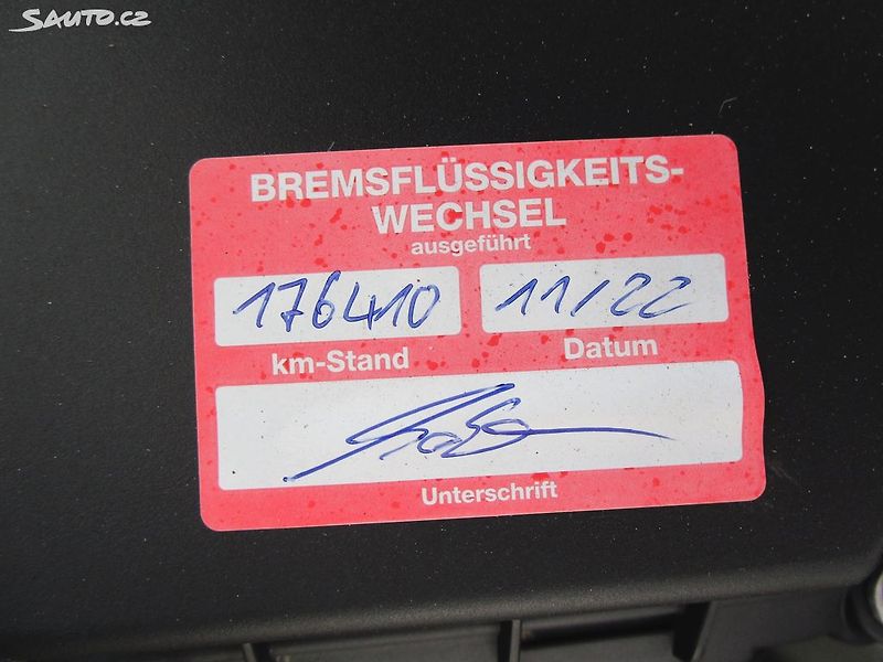 BMW Řada 3 318d-xDrive-4x4-2,0D-110KW-Fac - fotka 38 z 44