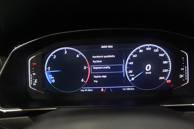 Volkswagen Passat Variant (2023) Manuál 110kW Matrix Tažné - fotka 28 z 29