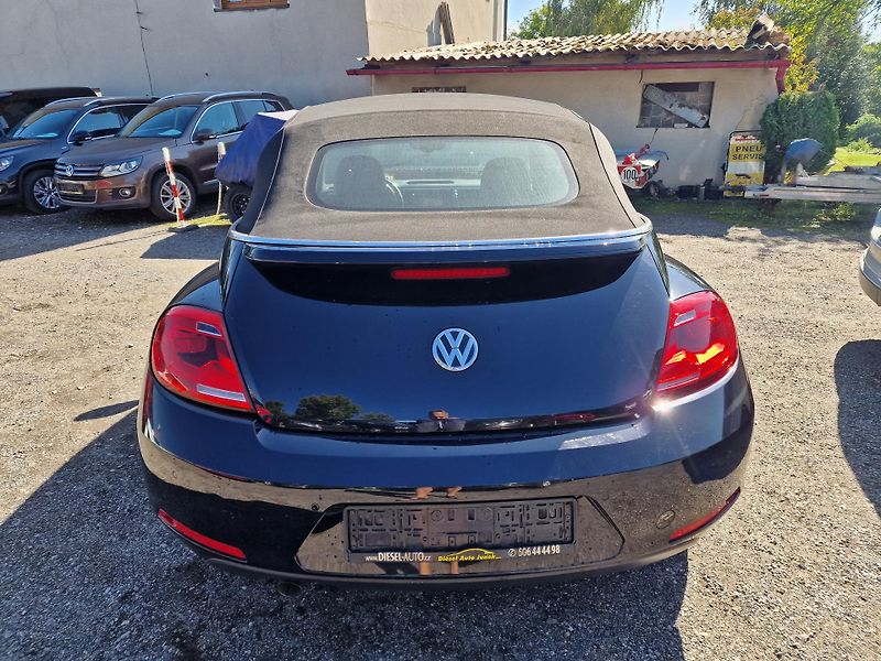 Volkswagen Beetle CABRIO 2,0TDI DSG CUP KAMERA  - fotka 25 z 26
