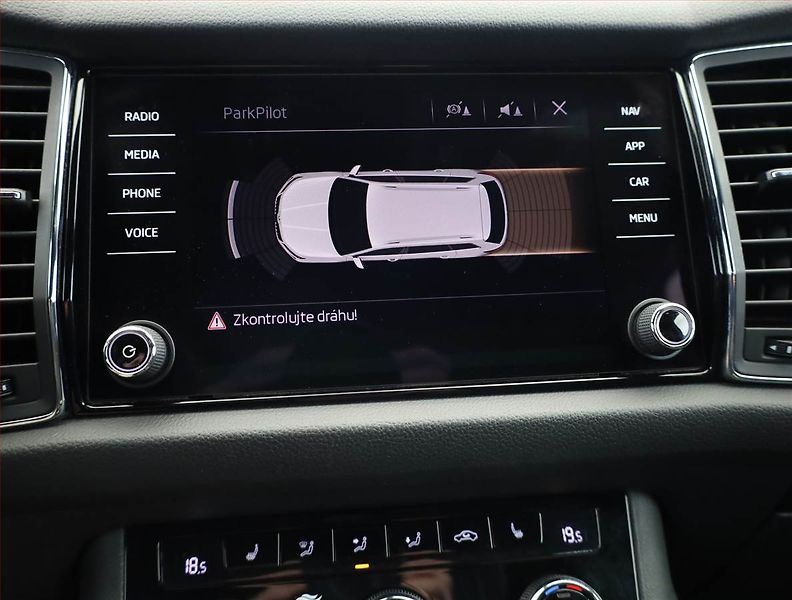 Škoda Kodiaq (2018) Sportline 2.0 TDI - fotka 13 z 16