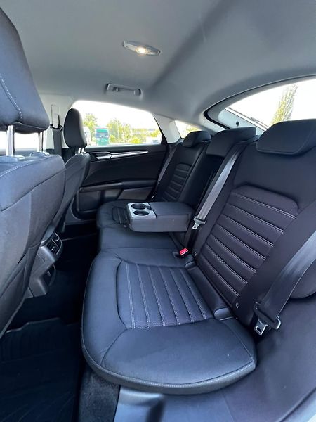 Ford Mondeo 2.0Ecoblue 110kW Business  - fotka 21 z 23