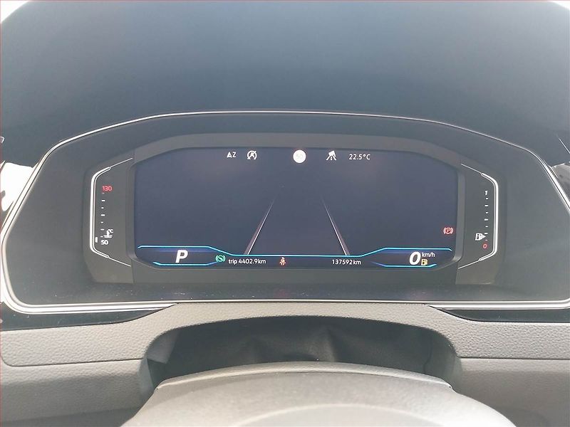 Volkswagen Passat (2019) 2.0 BiTDI - fotka 11 z 22