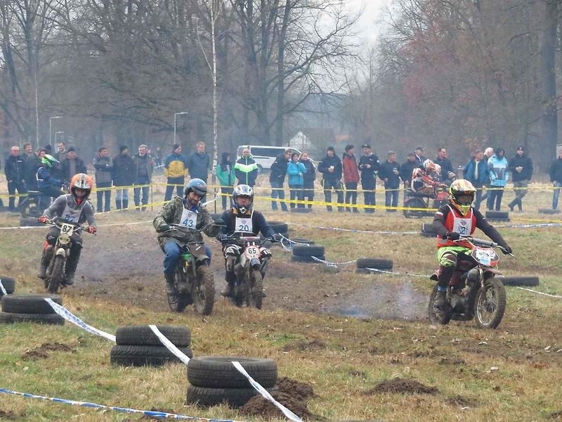 V Autokempu Karvánky v Soběslavi na Táborsku se v sobotu 17. února 2024 jel oblíbený závod Off-road fichtel day.