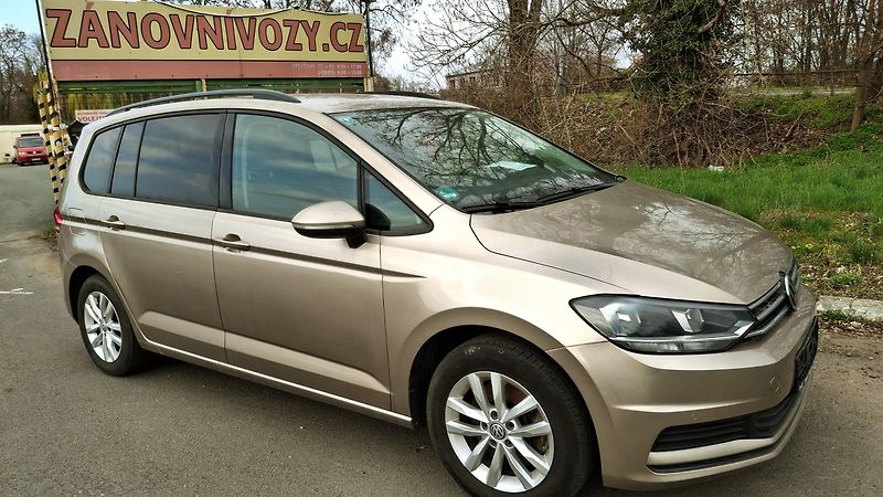 Volkswagen Touran 1.4TSI 7míst servisní historie - fotka 13 z 50