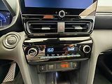 Toyota Yaris Cross 1.5 TNGA HEV CVT Style 2x4 - náhled 31