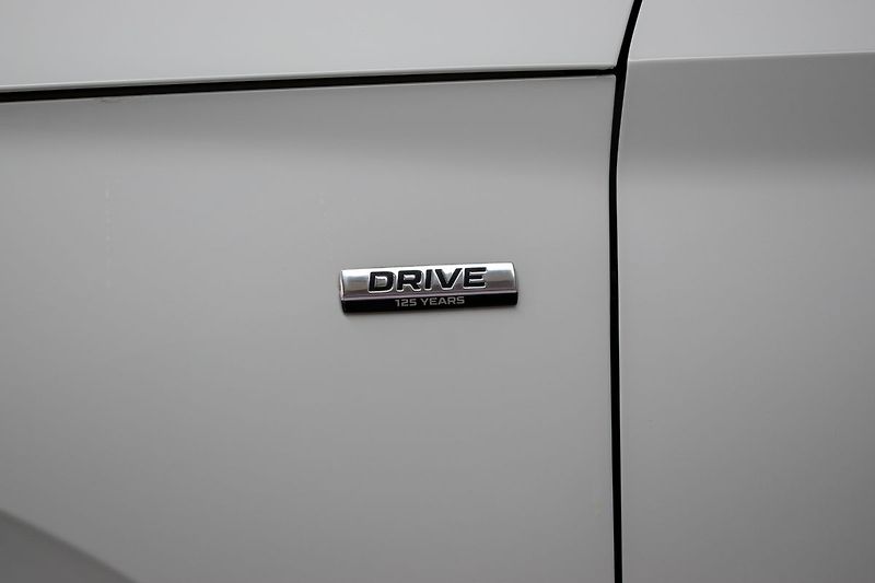 Škoda Scala 1.6 TDI DRIVE 125 YEARS*ČR 1.M - fotka 31 z 36