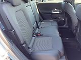 Mercedes-Benz GLB 180 d - náhled 11