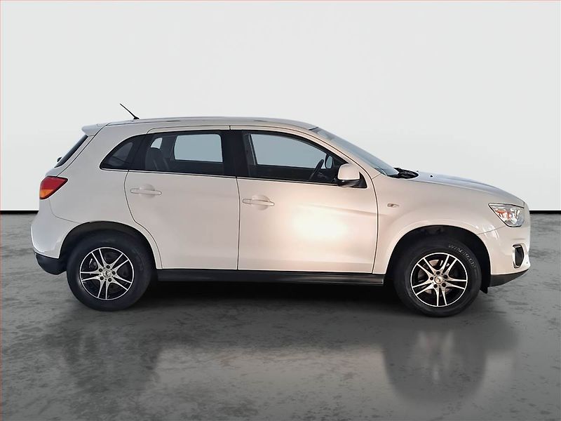 Mitsubishi ASX (2014) Invite 1.6 MIVEC, ČR,1.maj - fotka 6 z 17