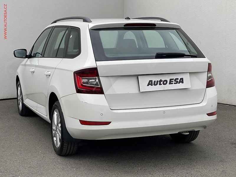 Škoda Fabia (2021) 1.0 TSi, 1.maj,ČR, Ambition - fotka 6 z 17