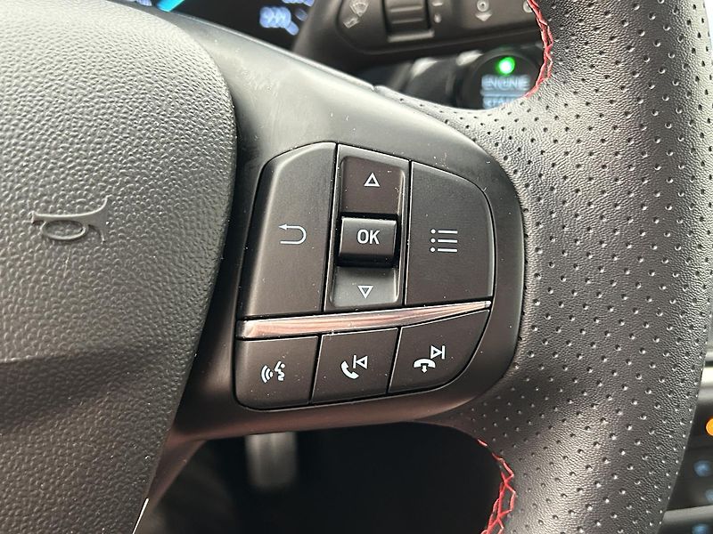 Ford Fiesta 1.0 l Active Ecoboost - fotka 15 z 26
