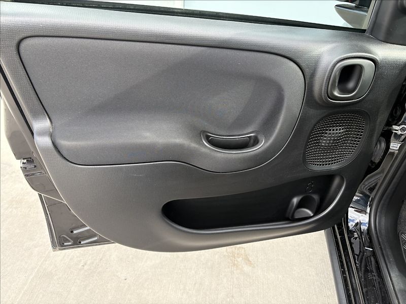 Fiat Panda 1,0 Hybrid Klima CZ 1 MAJITEL - fotka 14 z 25
