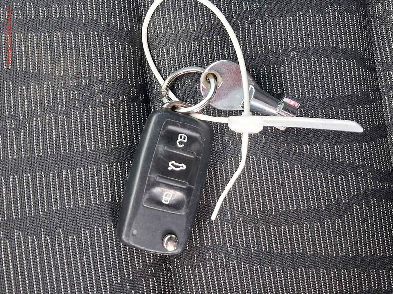 Škoda Octavia (2012) 2.0 TDi, ČR, AC, park.čidla - fotka 20 z 20