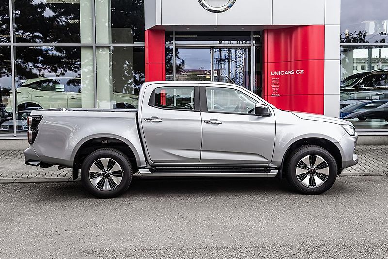 Isuzu D-Max (2025) 1,9 D AT 4x4  LSE Double Cab - fotka 5 z 31