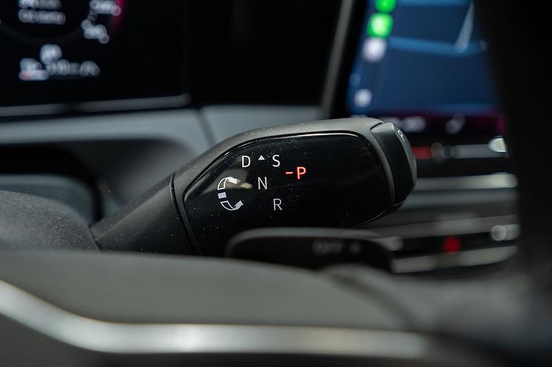 Volkswagen Tiguan 1.5 eTSI 110 kW - fotka 19 z 34