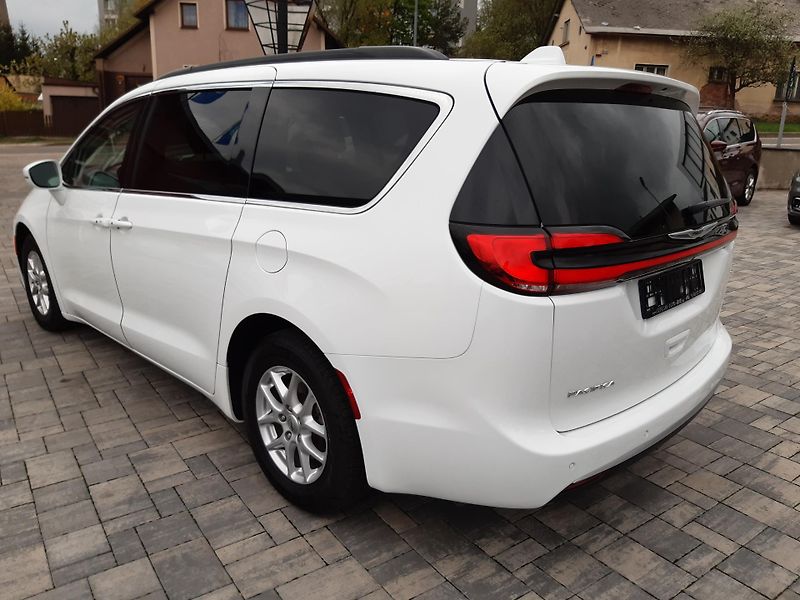 Chrysler Pacifica (2022) 3,6L V6,Top výbava, REZERVACE - fotka 5 z 50