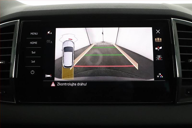 Škoda Karoq (2025) 1.5 TSI, Top Selection, FullLe - fotka 15 z 20