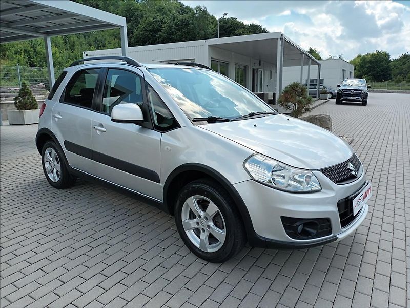 Suzuki SX4 1,6 VVT,88KW,4X4,VÝHŘEV,KOLA - fotka 3 z 47