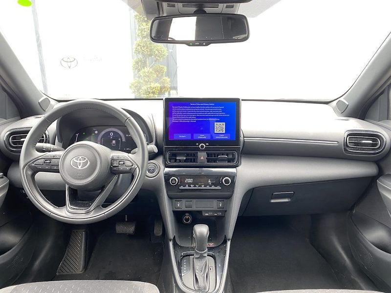 Toyota Yaris Cross 1.5HEV, ČR-1m, Style, DPH - fotka 10 z 14