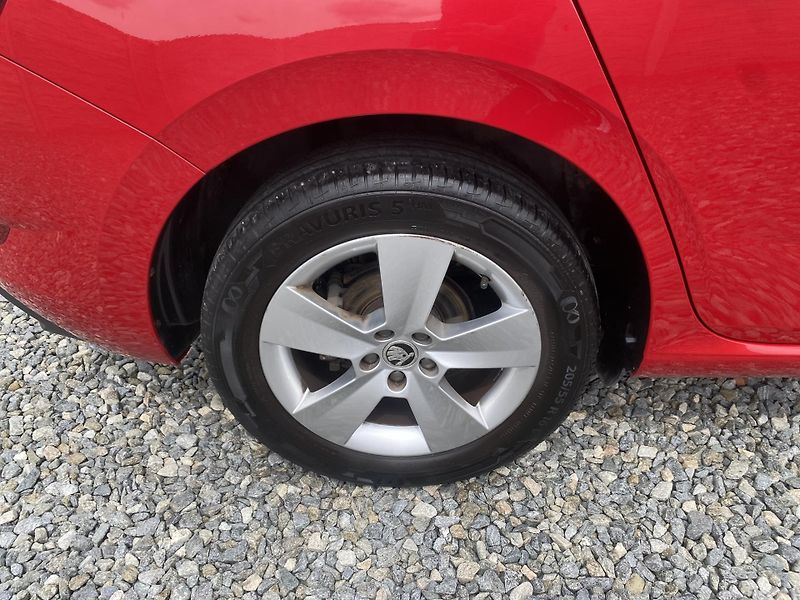 Škoda Scala 1.0i G-TEC STYLE CZ DPH LED 1A - fotka 51 z 156