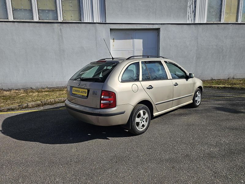 Škoda Fabia (2004) 1.2 HTP, KLIMATIZACE  - fotka 5 z 17