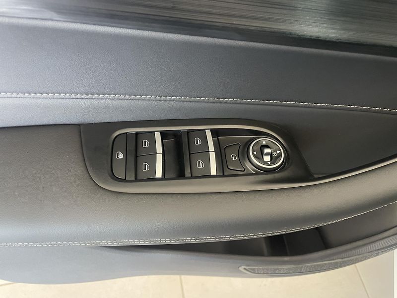 Chery Tiggo 4 HEV (2026) 1,5 HEV Unique - fotka 20 z 49