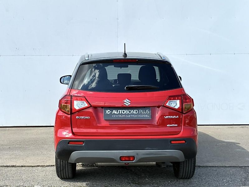 Suzuki Vitara 1.6 VVTi 88kW AllGrip Premium - fotka 9 z 22