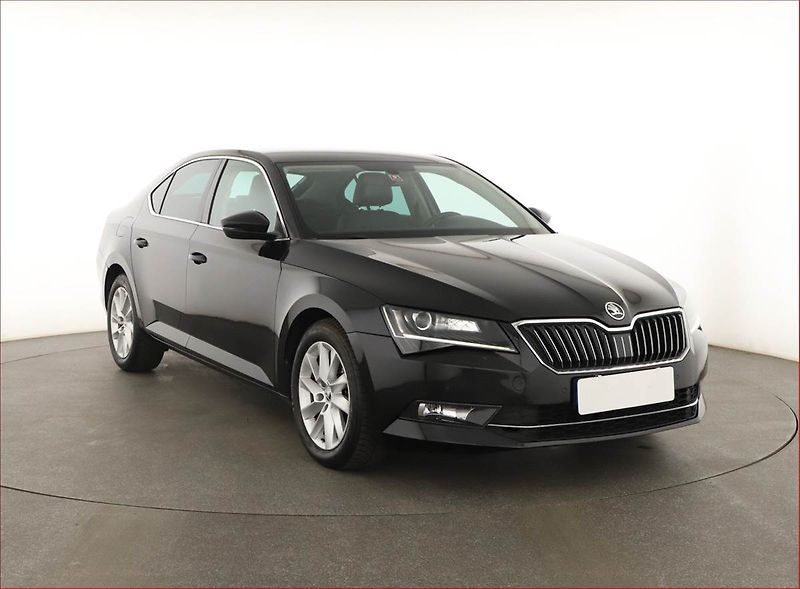Škoda Superb (2018) 1.6 TDI, Automat, Kůže, Navi - fotografie inzerátu