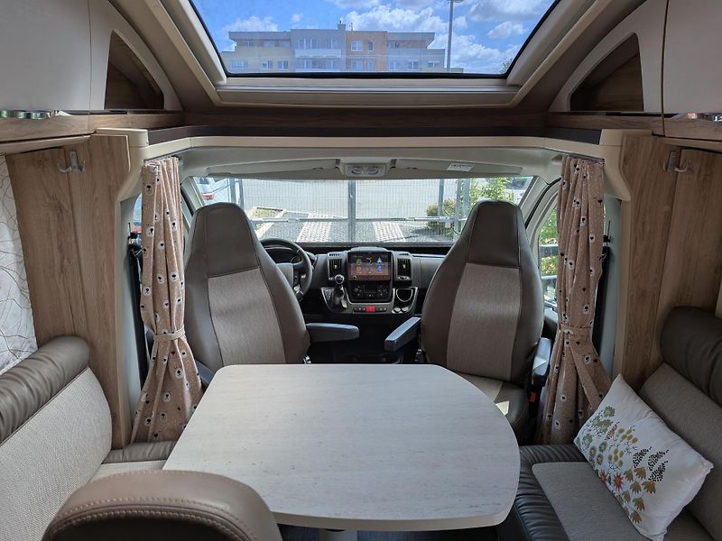Eura Mobil Ostatní (2021) PROFILA T 695 EB FIAT - fotka 7 z 23