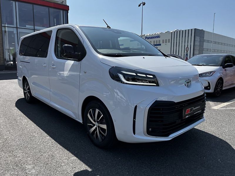 Toyota ProAce Verso 2.0D 140k 6MT Business Comfort - fotka 2 z 34