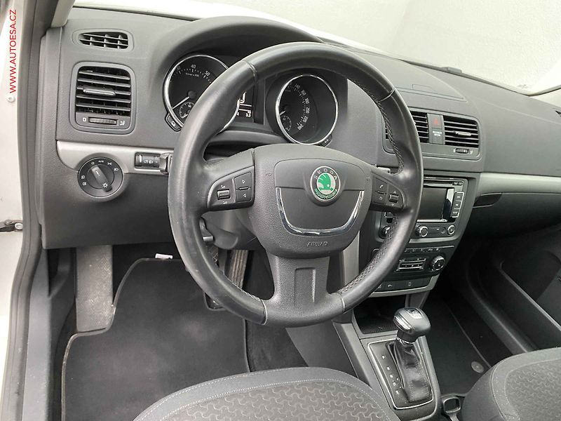 Škoda Yeti (2012) 1.2 TSi, Elegance, DSG, navi - fotka 12 z 20
