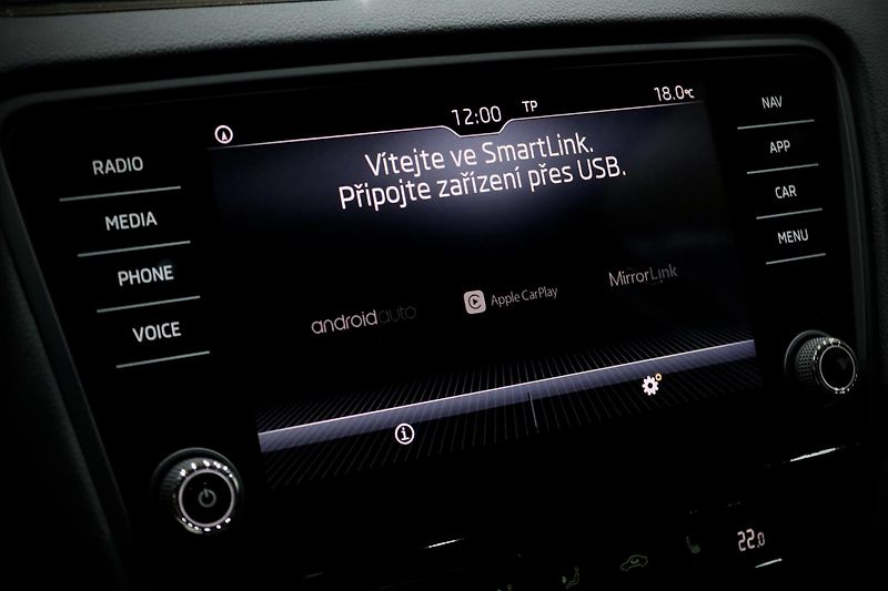 Škoda Octavia 3 FL Combi 1.4 TSI 110 kW - fotka 32 z 37