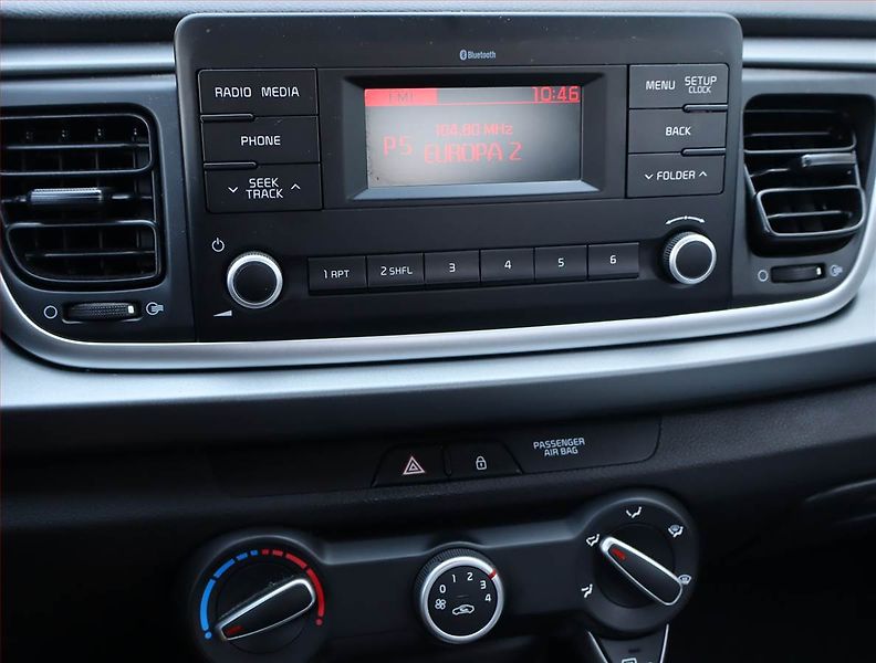 Kia Rio (2020) 1.2 DPI, Serv.kniha - fotka 12 z 15