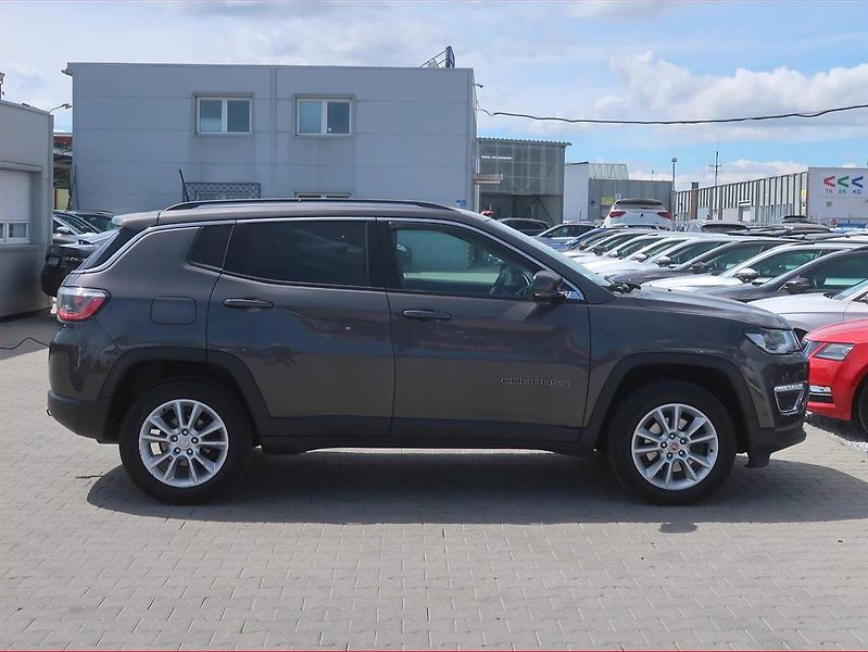 Jeep Compass (2019) 2.0 MultiJet, 4X4, Serv.kniha - fotka 6 z 16