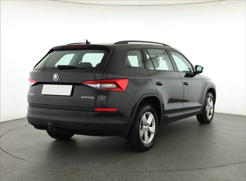 Škoda Kodiaq (2019) Ambition Plus 1.5 TSI, Automat - fotka 5 z 18