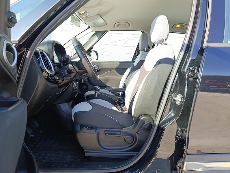 Fiat 500L 1.6JTD 77kW LIVING ČR - fotka 11 z 30