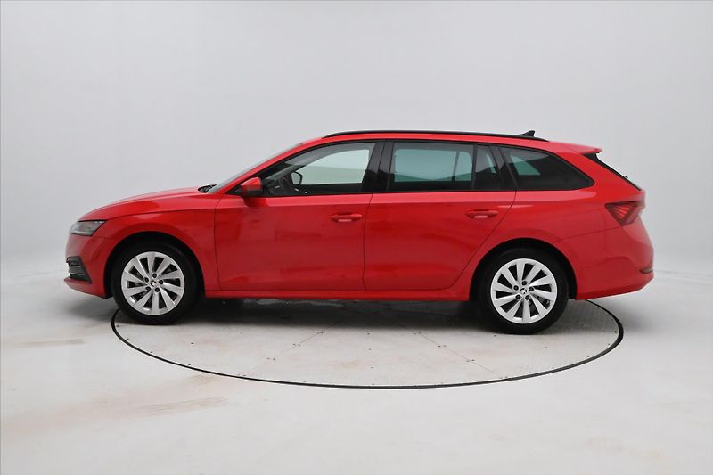 Škoda Octavia 2,0 110kW DSG Ambition Záruka - fotka 8 z 30