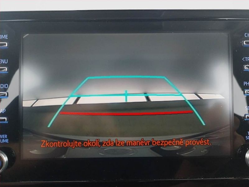 Toyota Corolla (2019) 1.6 Valvematic, Serv.kniha - fotka 18 z 18