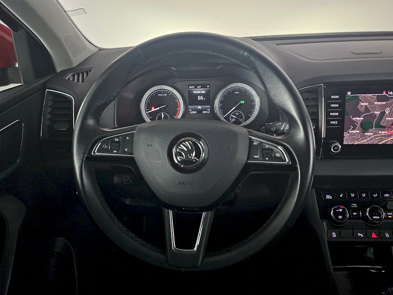 Škoda Karoq (2019) 1.5TSI 110kW DSG Style TAŽNÉ - fotka 8 z 32