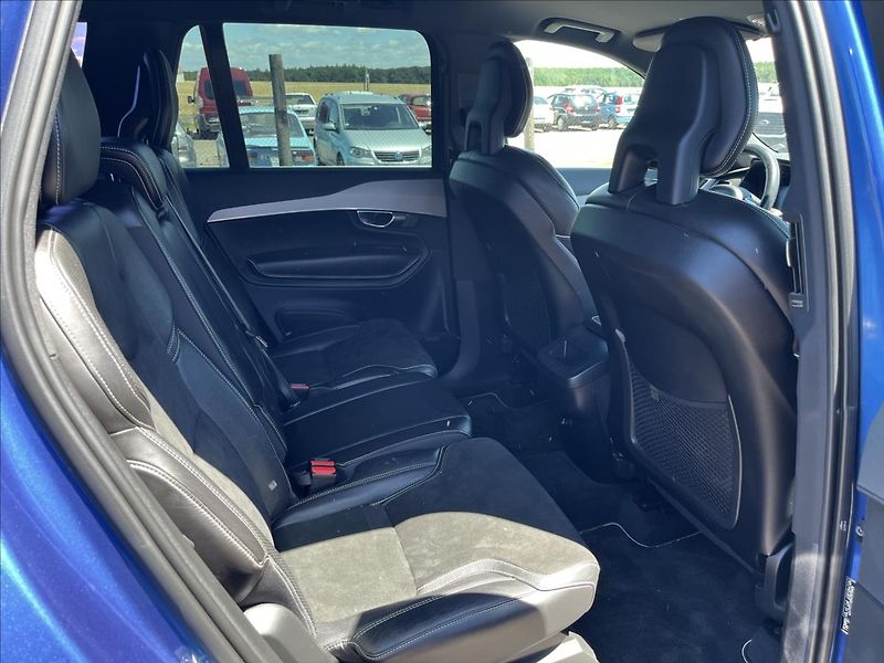 Volvo XC90 2,0 D5 R-DESIGN AWD SERVIS DPH - fotka 13 z 54