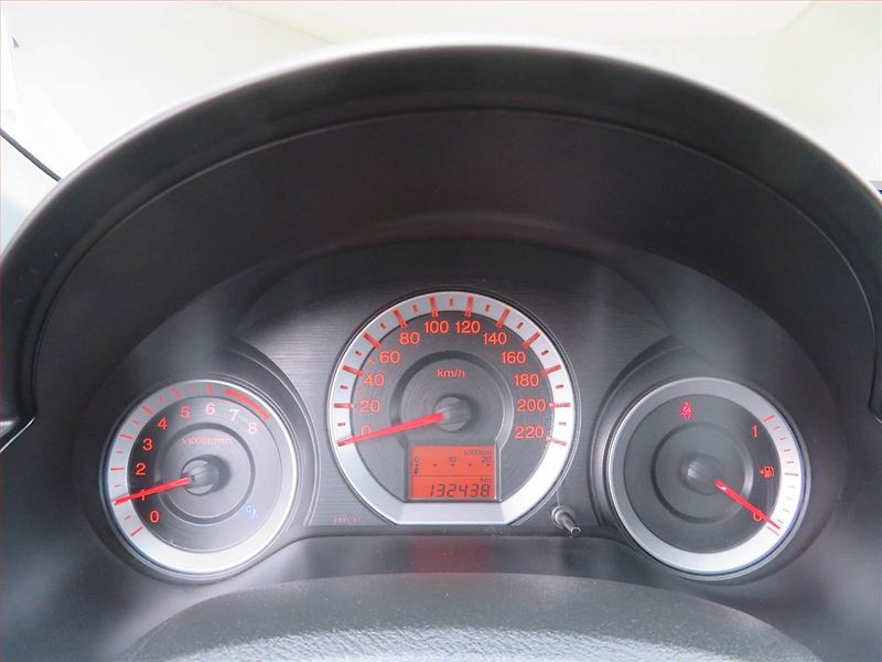 Honda City (2011) 1.4 i-VTEC, Serv.kniha, po STK - fotka 11 z 14