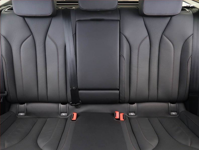 Škoda Enyaq (2022) iV 80 (82 kWh), SoH 96% - fotka 10 z 27