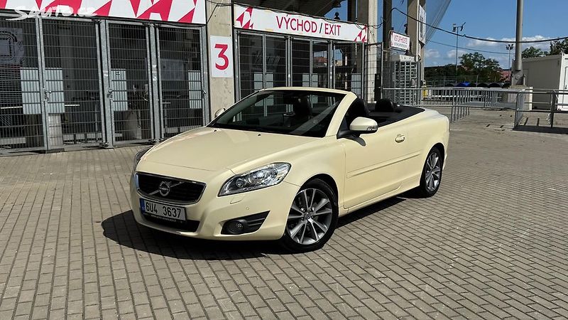 Volvo C70 Cabrio 2.0D4 130kw ČR původ - fotka 1 z 21