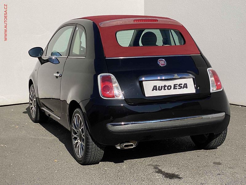 Fiat 500 (2015) 1.2i Cabrio, AT, AC, park - fotka 6 z 15